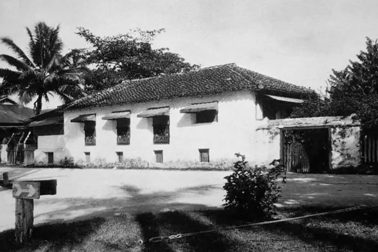 Mamposteria House
