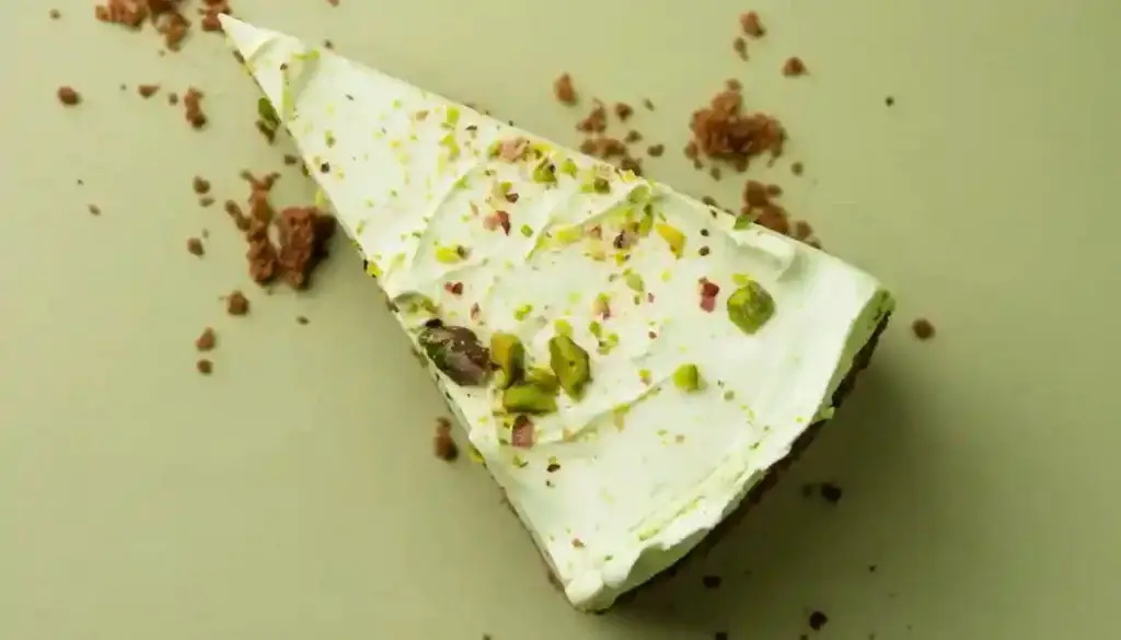 Pistachio Cake Feat