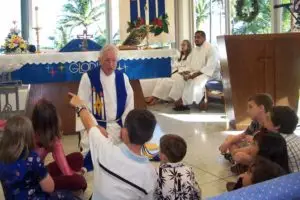 Pastor Jeff Johnson with the children for a children's class in 2007.
