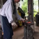 0106-NS 02-Hammering1351