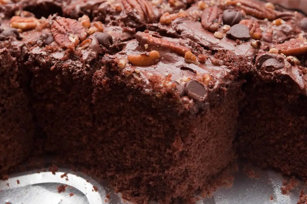 0030-VCFT 003-Chocolate Cake - Guampedia
