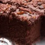 Kek Chokulåti’: Chocolate Cake