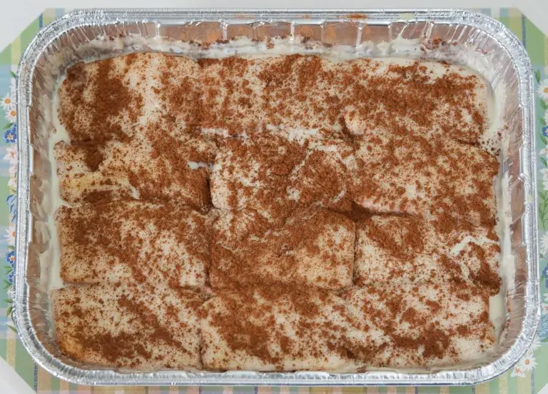Latiya: Vanilla Custard Spongecake