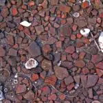 maffak la'uya (broken pottery)