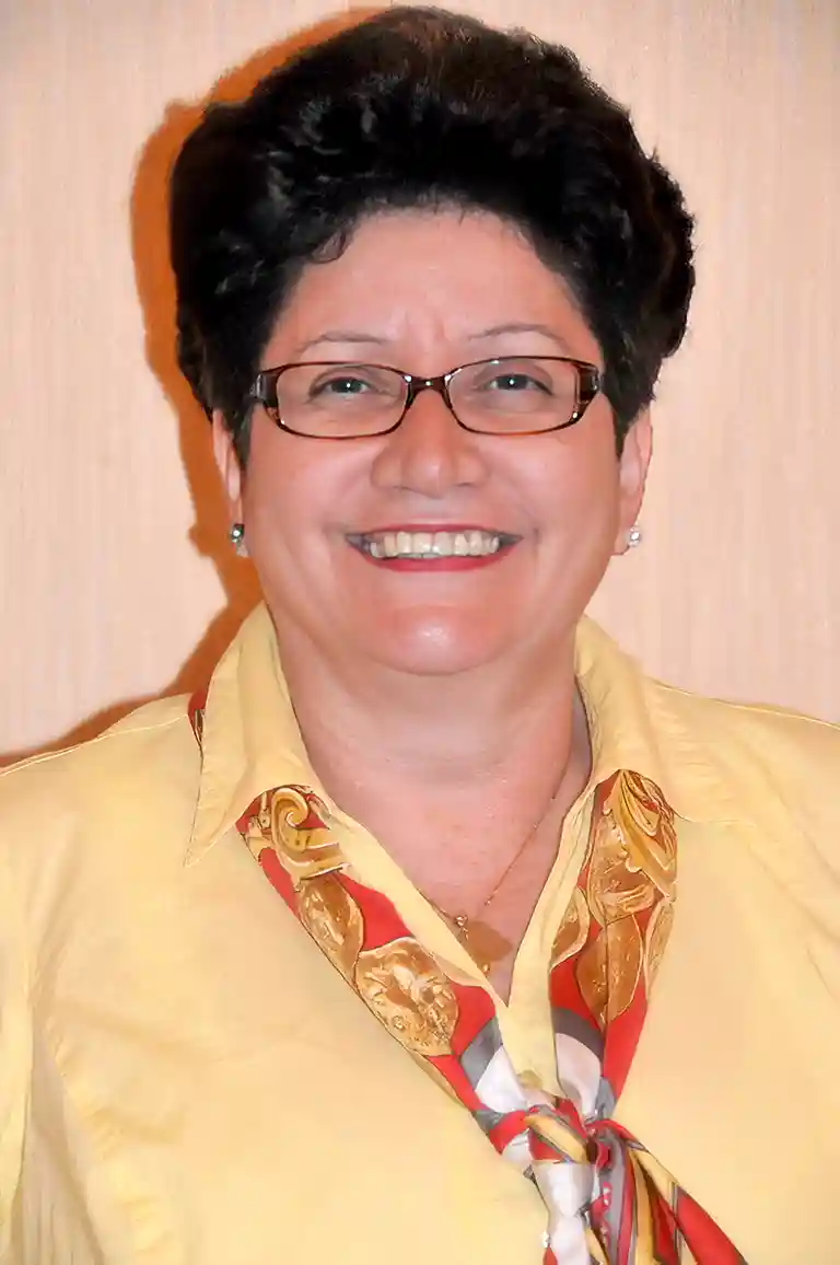 Omaira Brunal-Perry - Guampedia