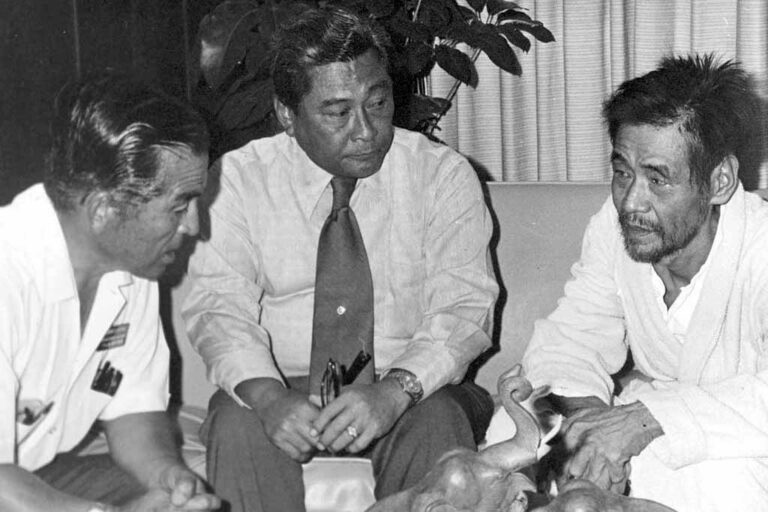 Japanese Consul James Shintaku, Governor Carlos Camacho, and Sgt. Shoichi Yokoi. Photo courtesy of the Micronesian Area Research Center (MARC).