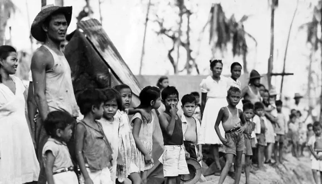 Chamorro survivors in Hagåtña, 1944. Photo from the US National Archives and Records Administration (NARA).