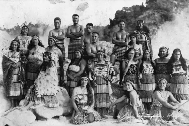 Maori Tuhourangi tribe