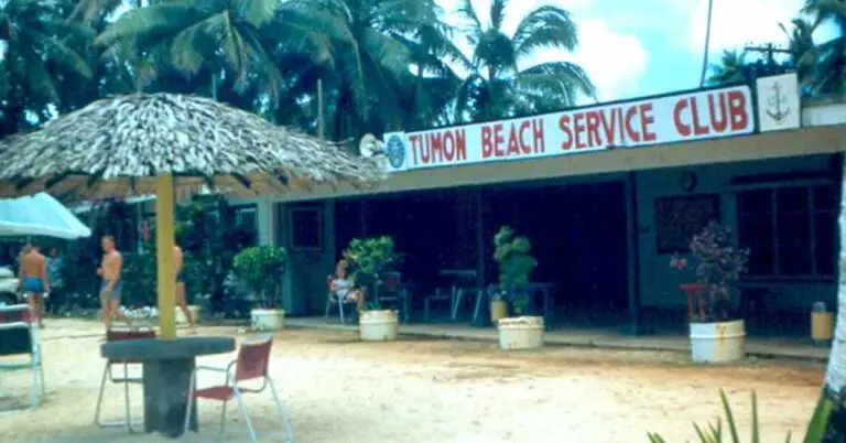 Tumon Bay was used as a recreation area by the US military from the mid-1940s to 1950. The military returned the land to the Guam government to avoid a conflict with local landowners.