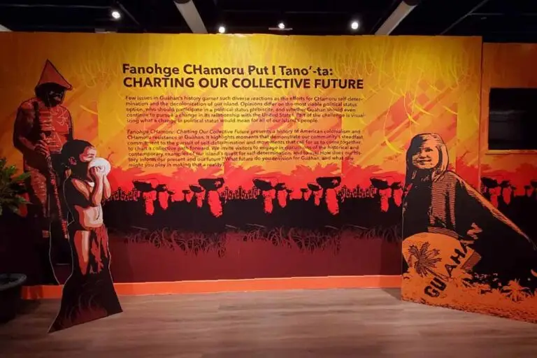 Fanohge Exhibit Entrance Wall