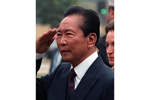 Ferdinand Marcos, 1982