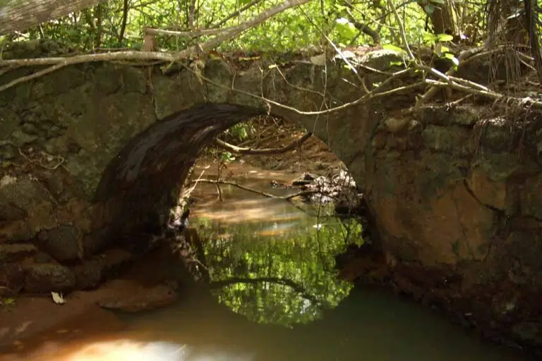 Tailayak Spanish Bridge